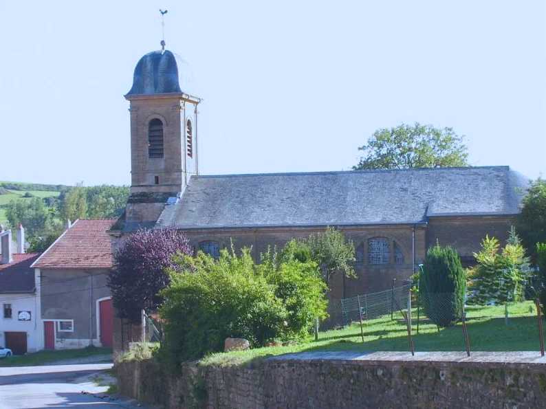 Panneaux solaires sur toiture à Écouviez - hangar agricole, résidentiel, serre photovoltaïque en Meuse